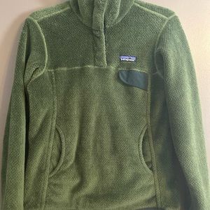 Patagonia quarter zip fleece